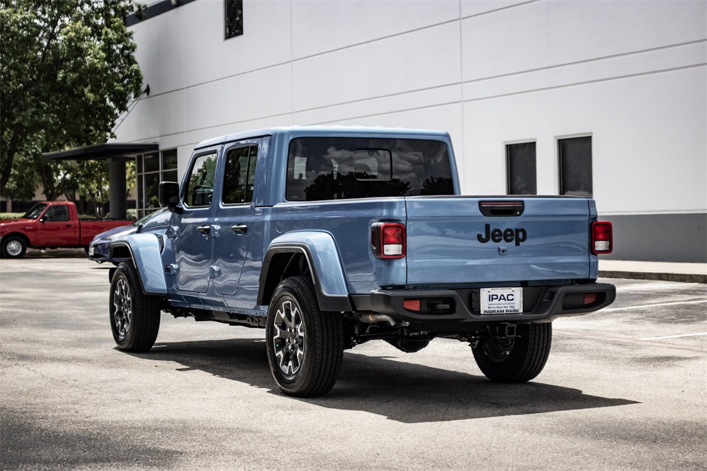 2025 Jeep Gladiator Sport S photo 5