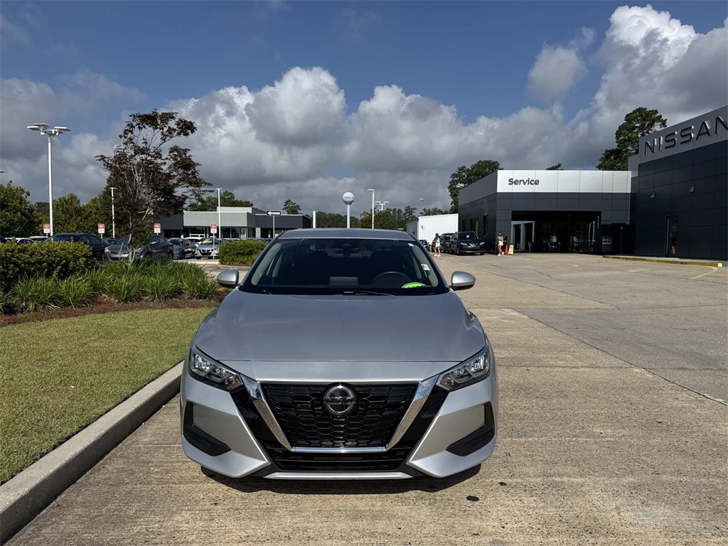 2021 Nissan Sentra SV photo 2