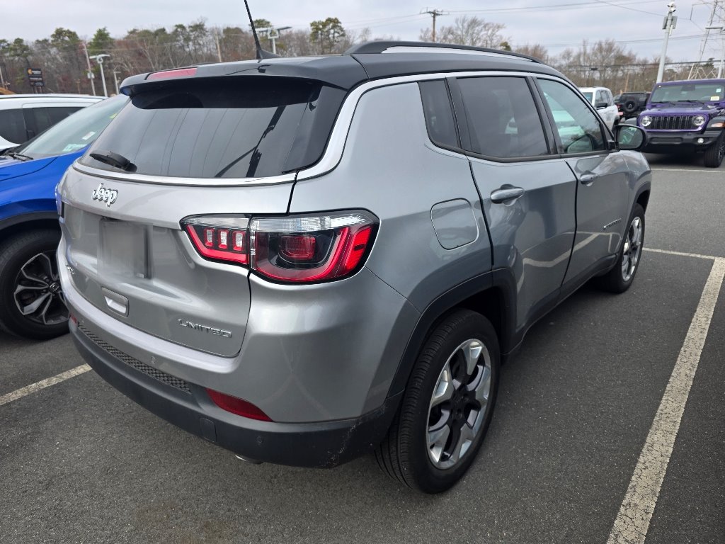2022 Jeep Compass Limited photo 3