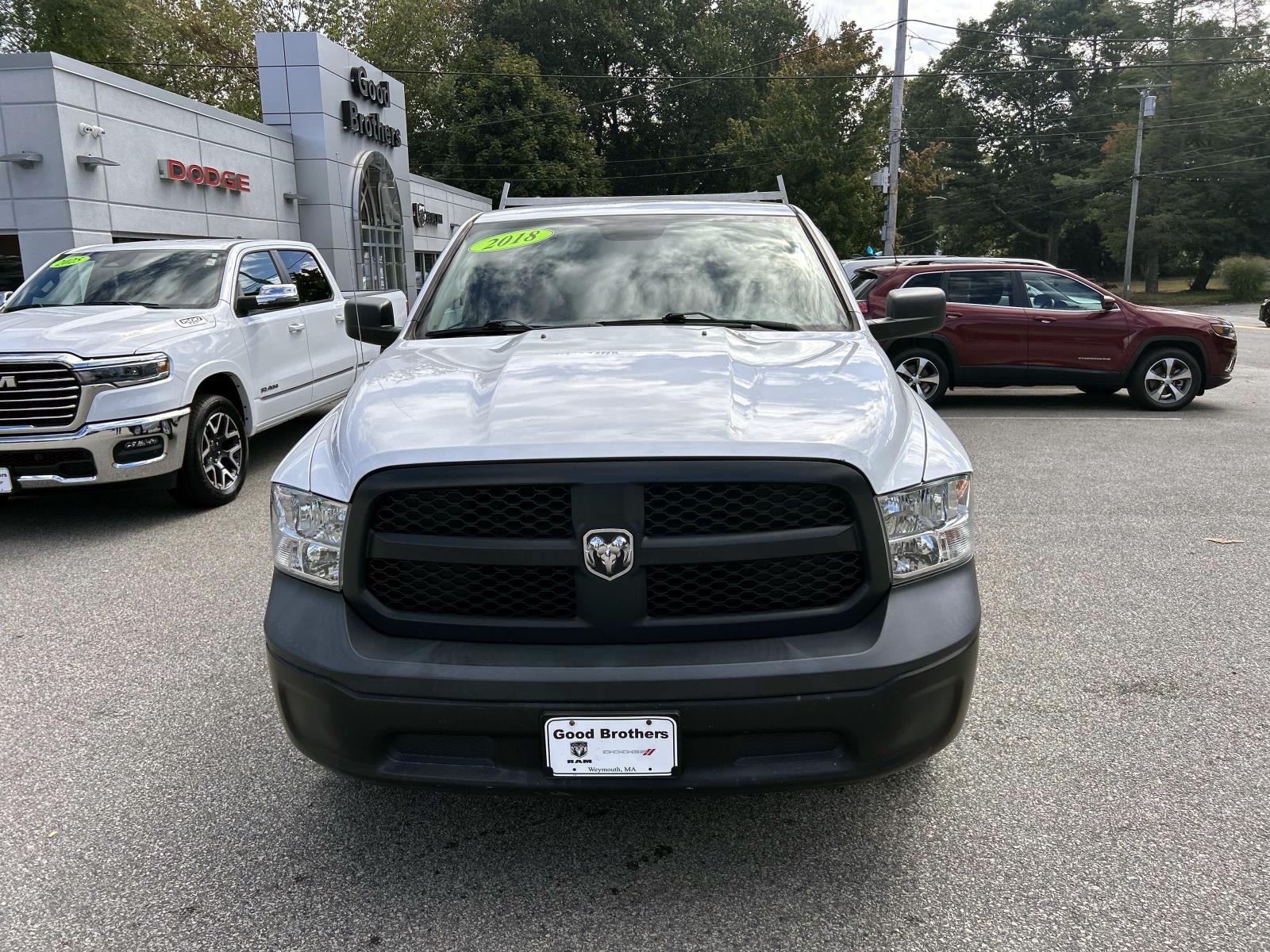 2018 Ram 1500 Tradesman photo 3