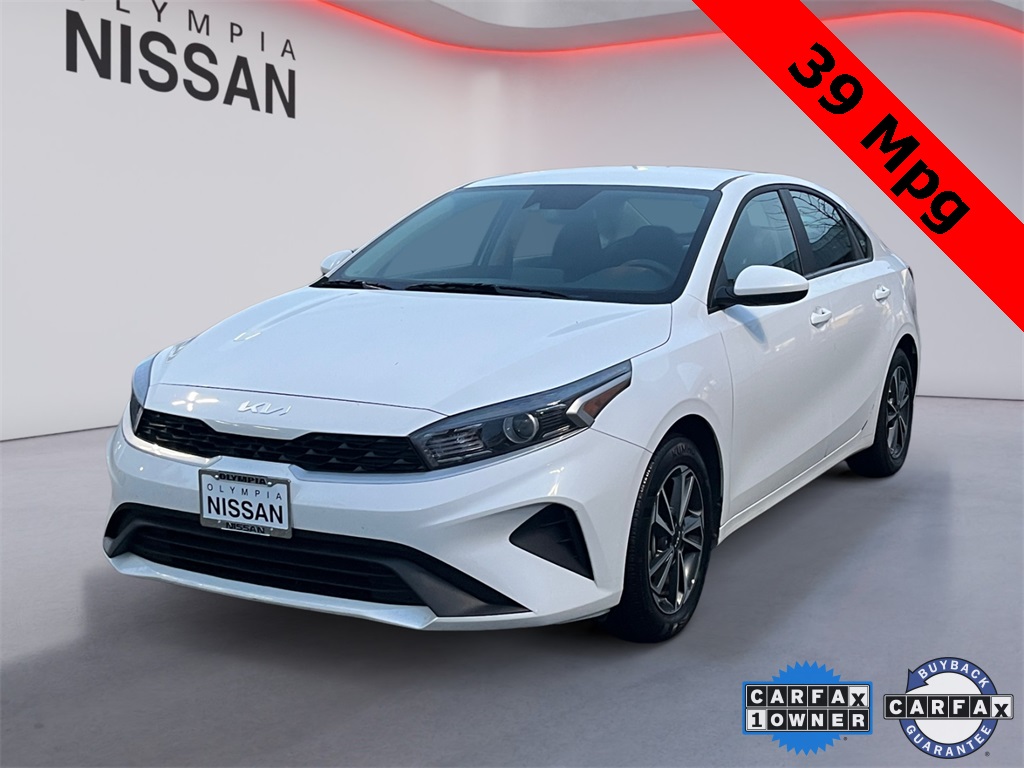 2024 Kia Forte LXS's photo