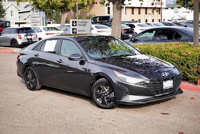 Used 2021 Hyundai Elantra SEL with VIN 5NPLS4AG8MH032245 for sale in Poway, CA