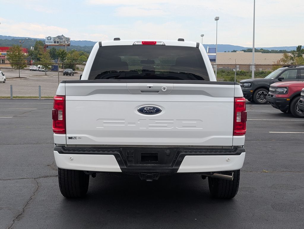 2023 Ford F-150 XLT photo 5