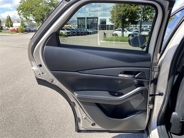 2023 Mazda CX-30 2.5 S Preferred photo 15
