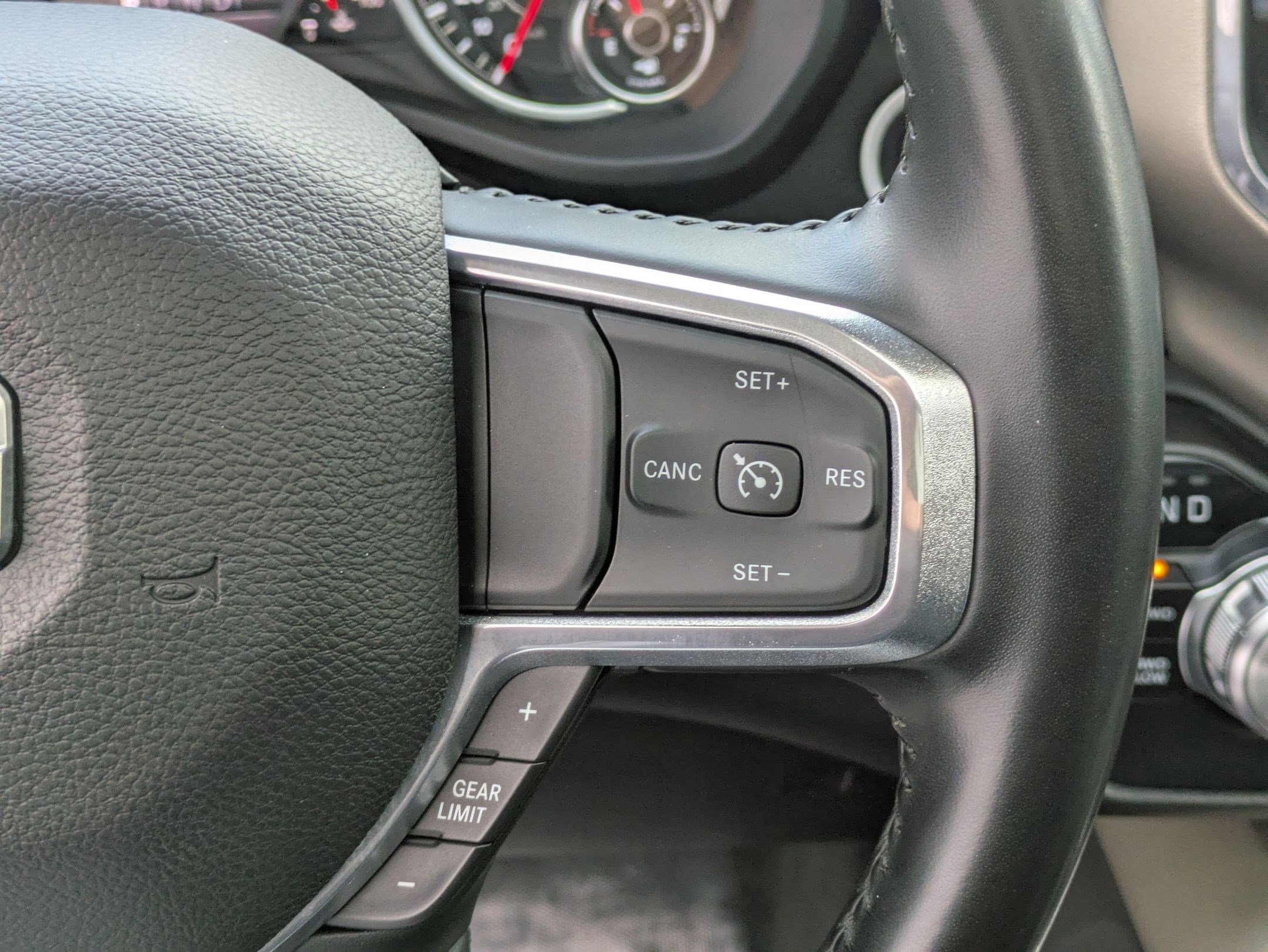 2021 Ram 1500 Laramie photo 17