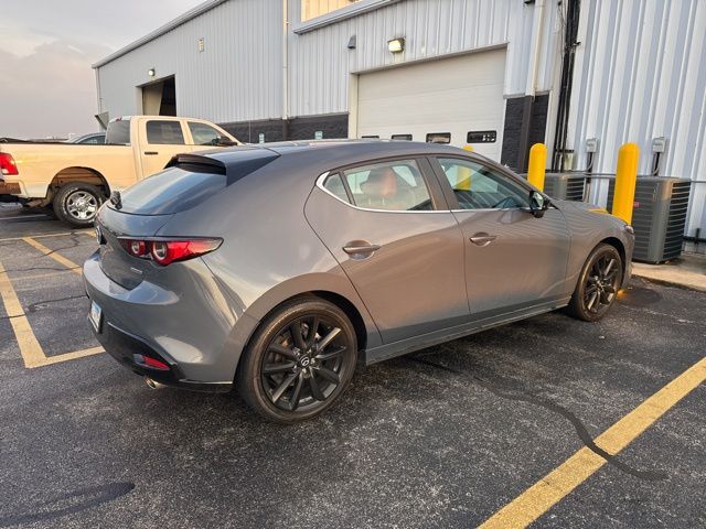 2024 Mazda Mazda3 2.5 s Carbon photo 3