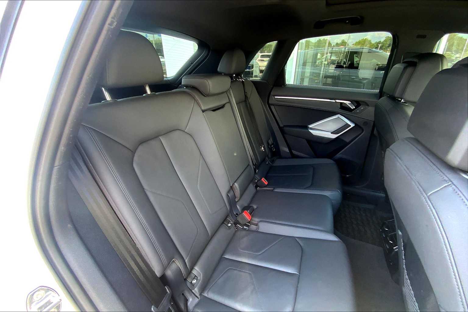 2022 Audi Q3 S line Premium Plus photo 19