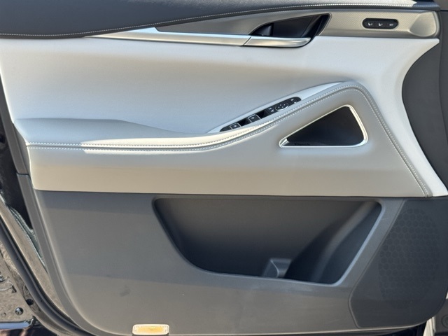 2026 Infiniti QX60 Luxe photo 8