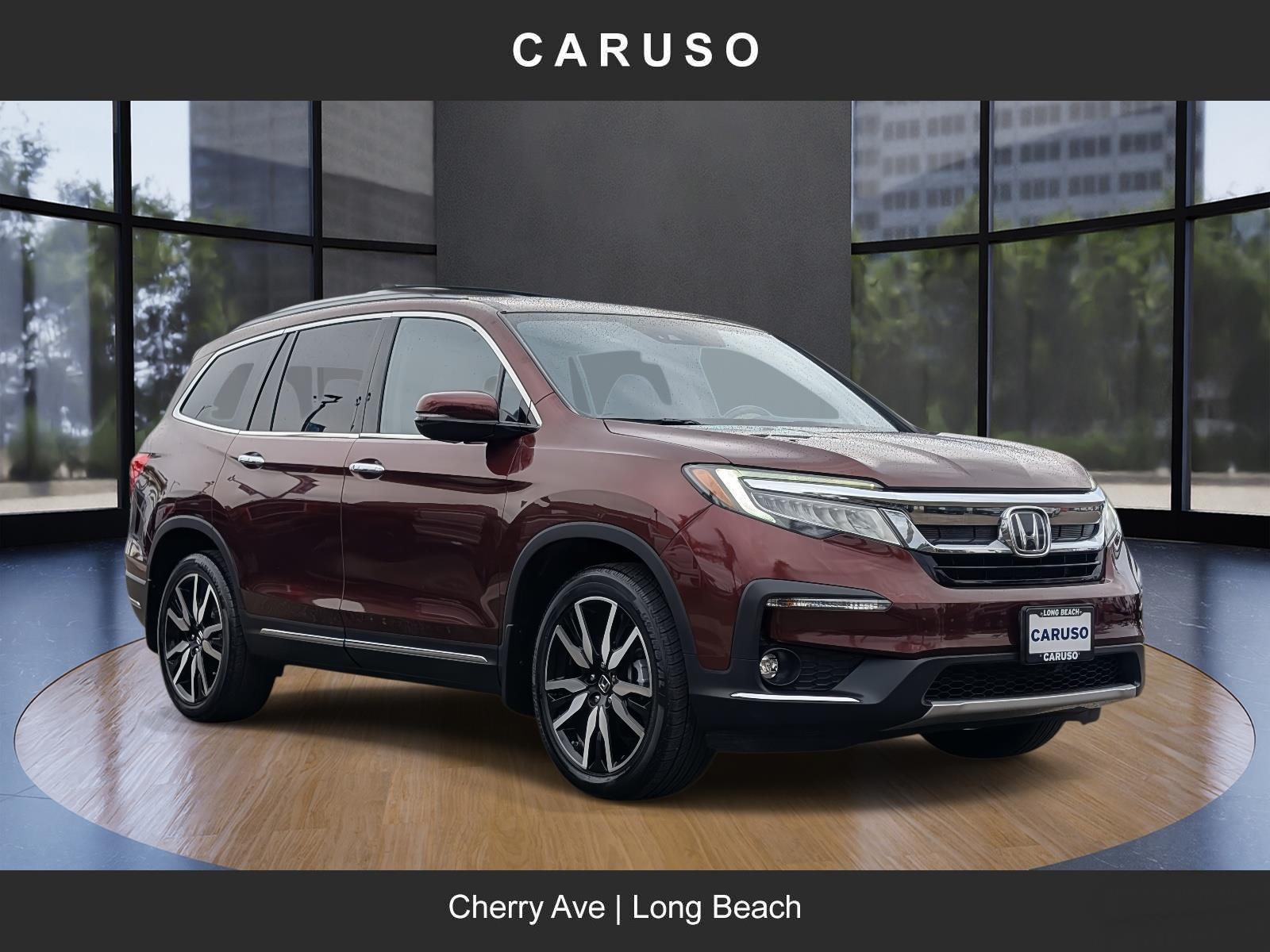 2019 Honda Pilot Elite's photo