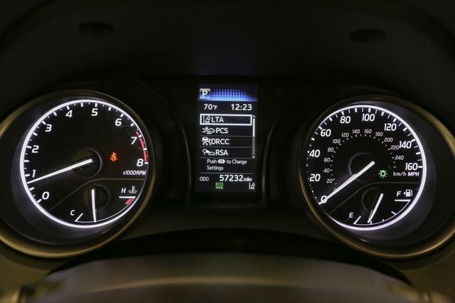 2022 Toyota Camry SE photo 31