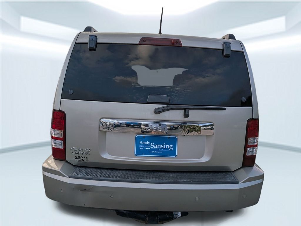 2010 Jeep Liberty Limited photo 4