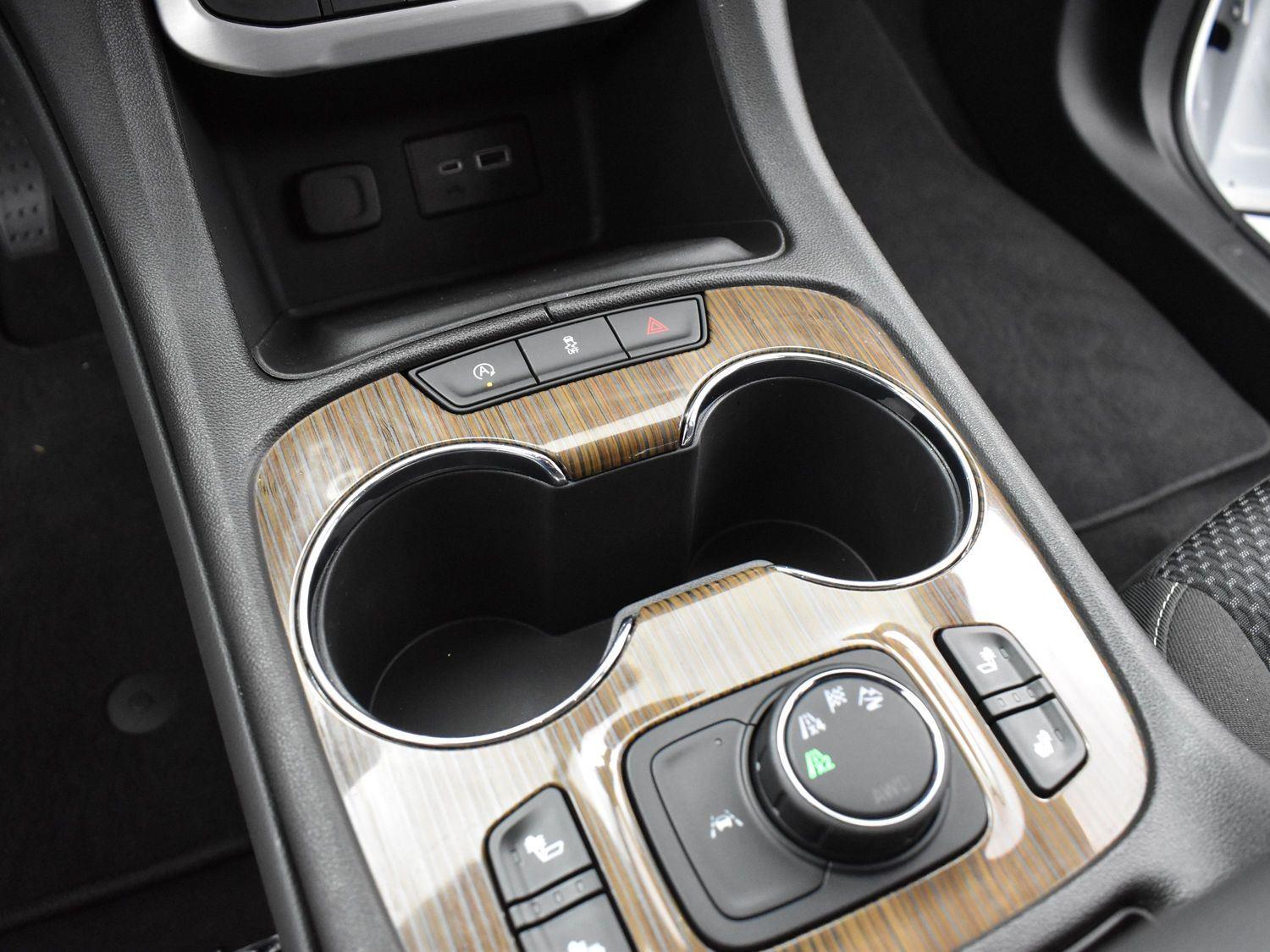 2023 Gmc Acadia SLE photo 18