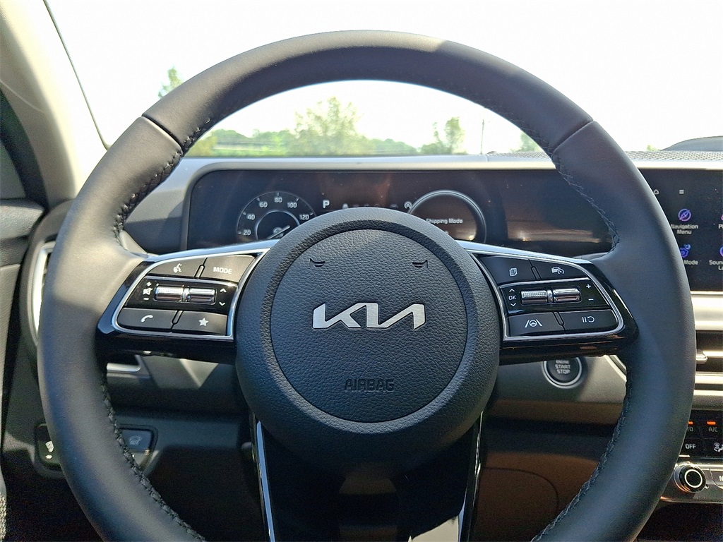 2026 Kia Seltos EX photo 17