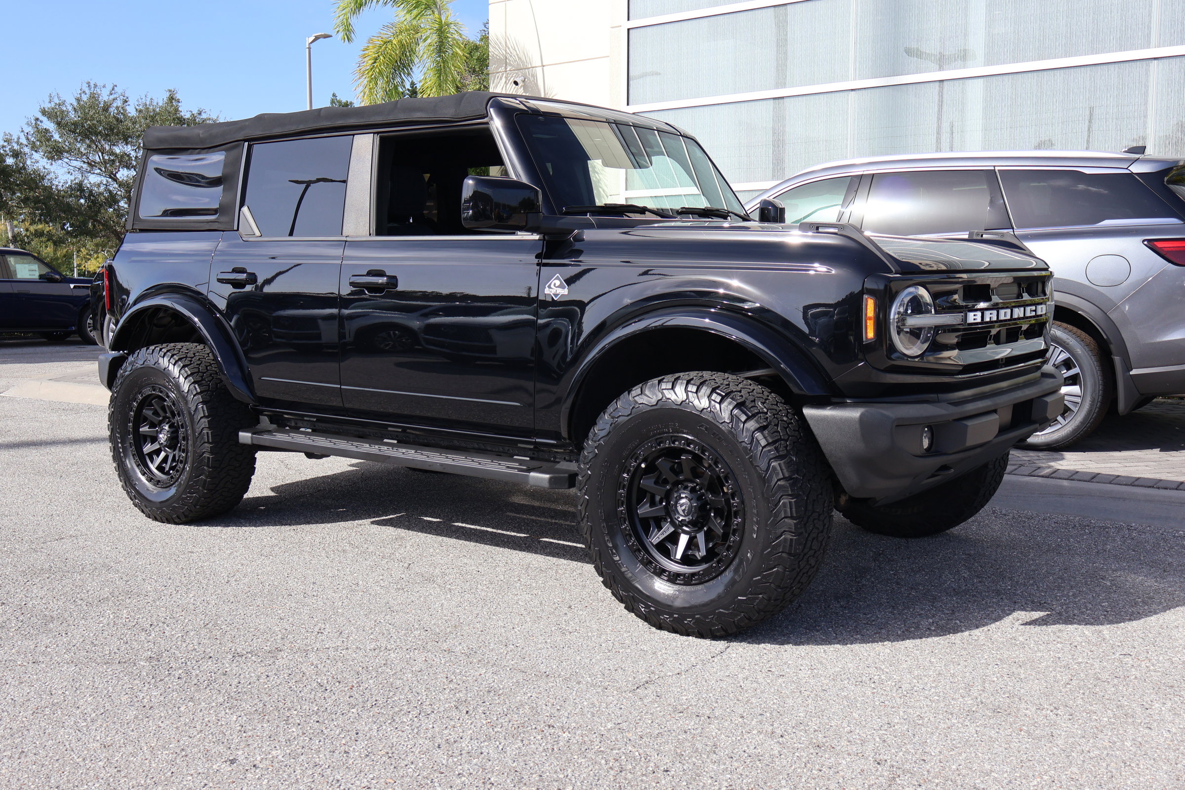 2022 Ford Bronco Base Big Bend Black Diamond Outer Banks photo 10
