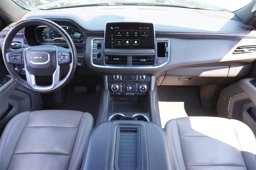 2023 Gmc Yukon XL SLT photo 2