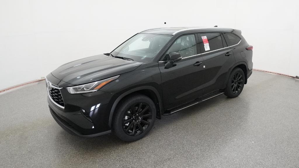 2026 Toyota Highlander Limited's photo