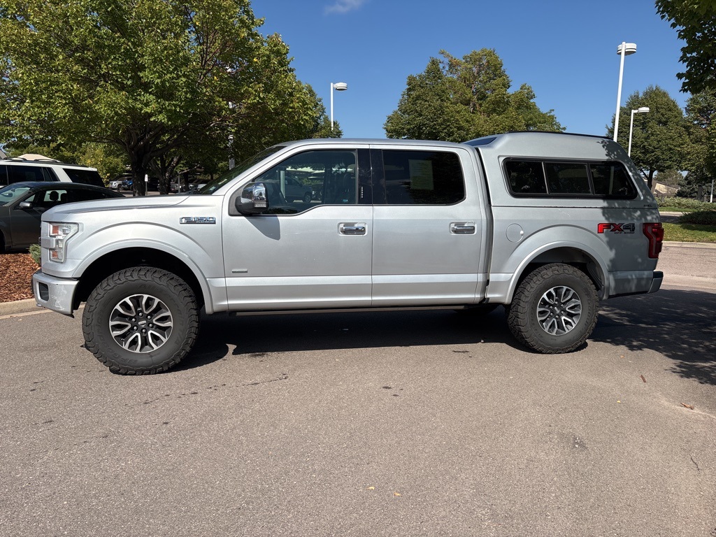 2016 Ford F-150 Platinum photo 2