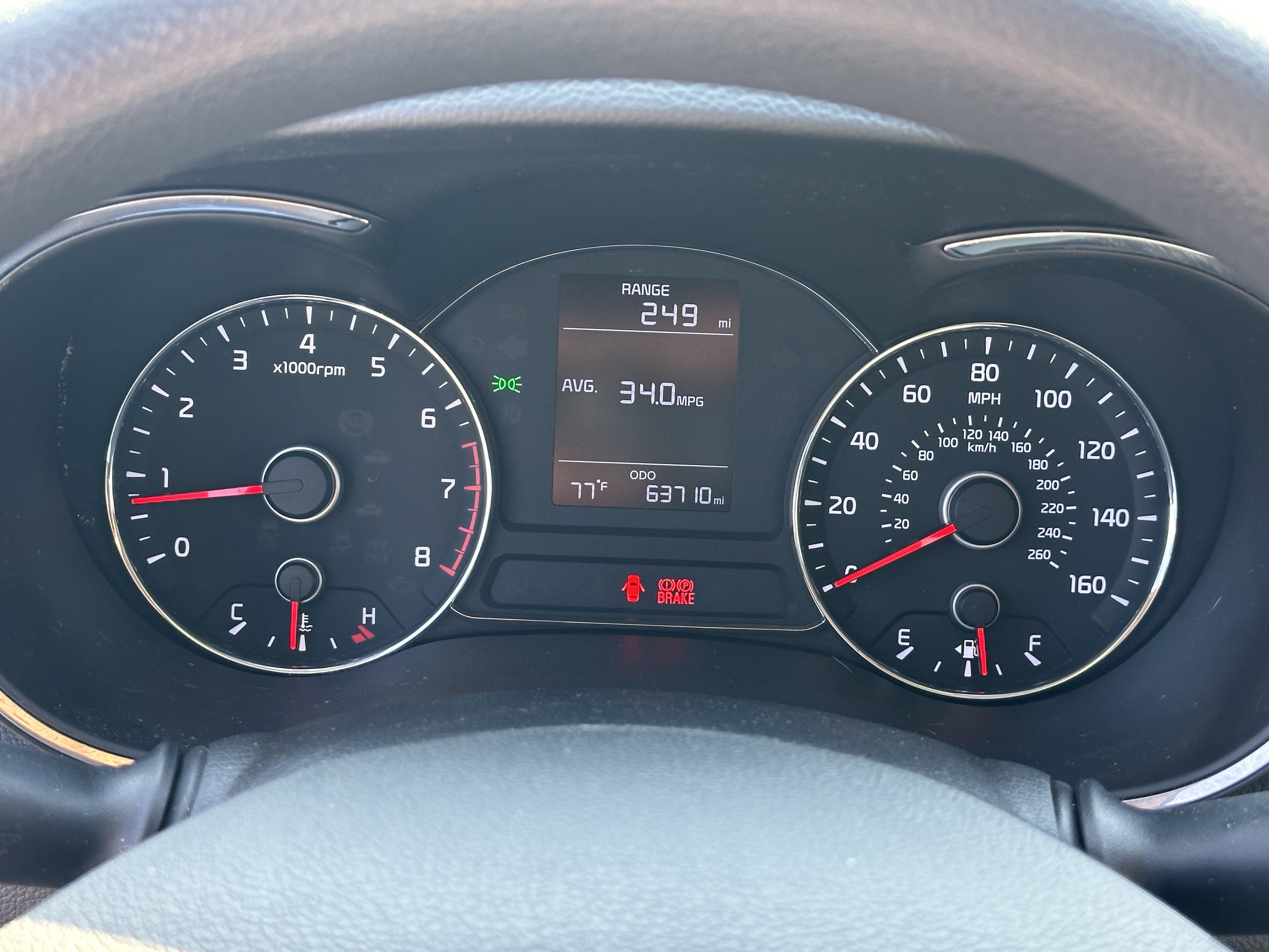 2017 Kia Forte LX Base photo 9