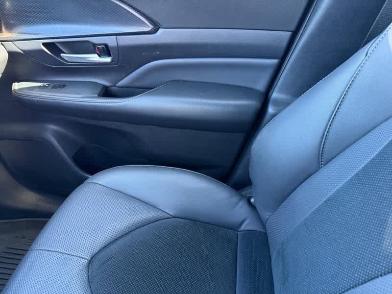 2024 Toyota Grand Highlander Limited - Photo 22
