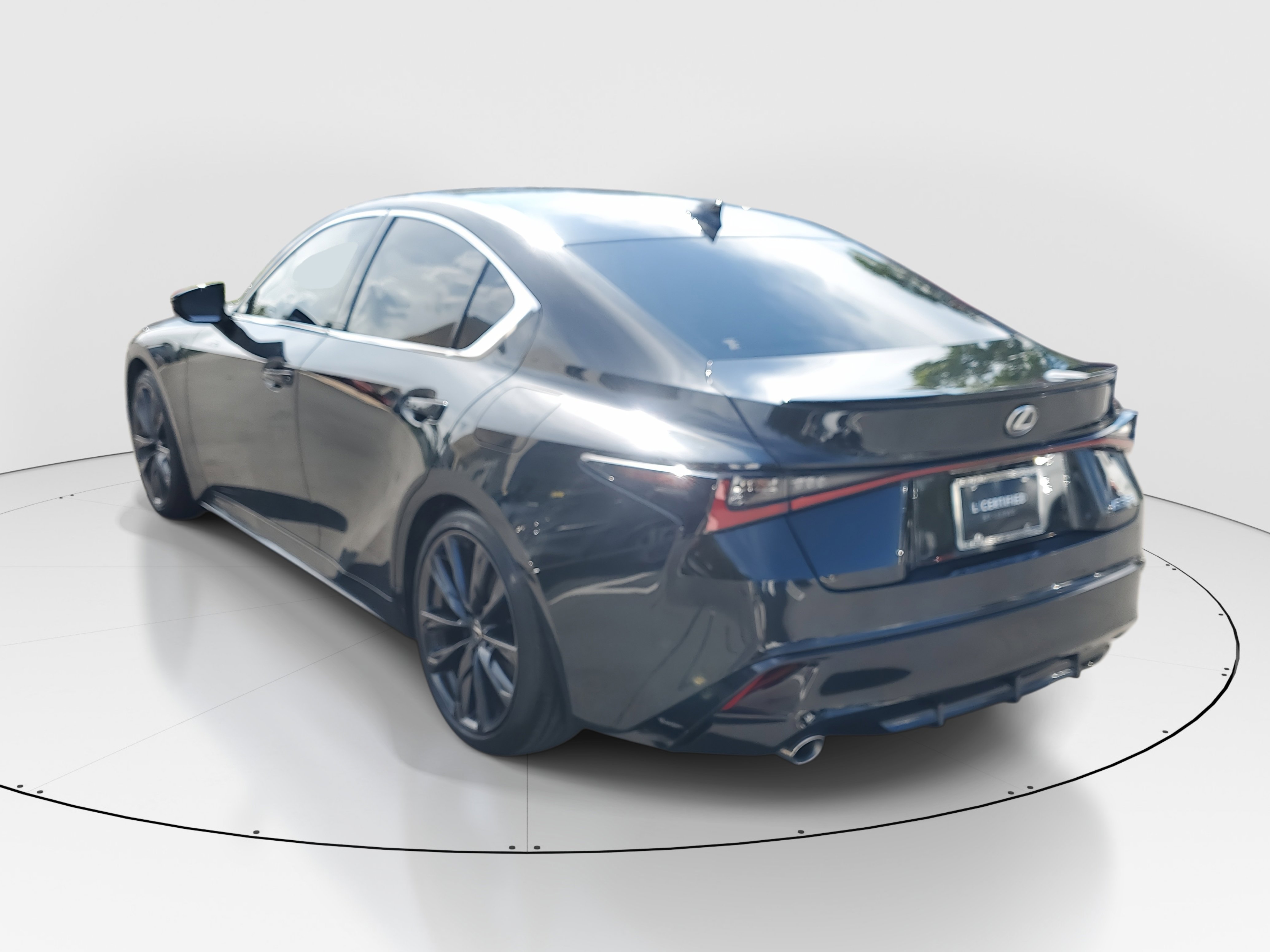 2025 Lexus IS 350 F SPORT photo 5