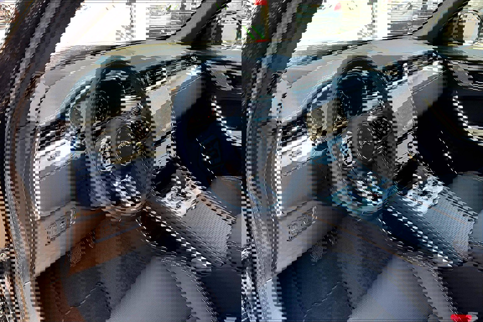 2026 Jaguar F-PACE P250 R-Dynamic S photo 5