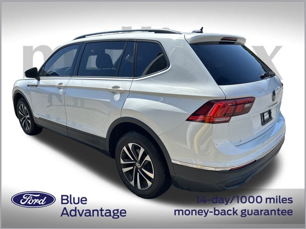 2022 Volkswagen Tiguan S photo 3