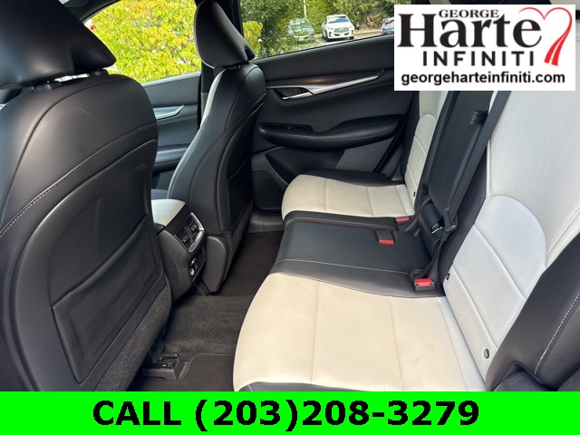 2022 Infiniti QX55 Luxe photo 13