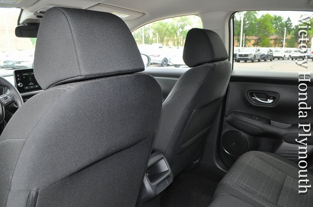 2026 Honda HR-V LX photo 12