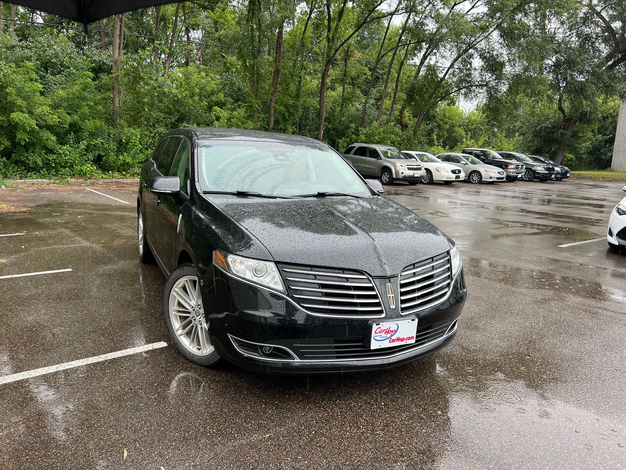 2019 Lincoln MKT Reserve's photo
