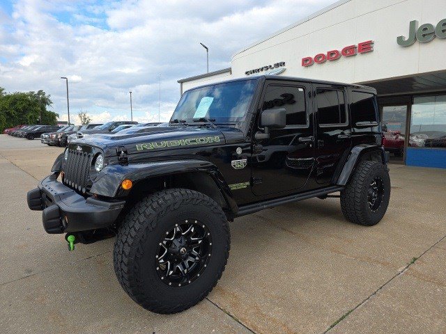 2012 Jeep Wrangler Unlimited Call of Duty: MW3 Edition photo 3