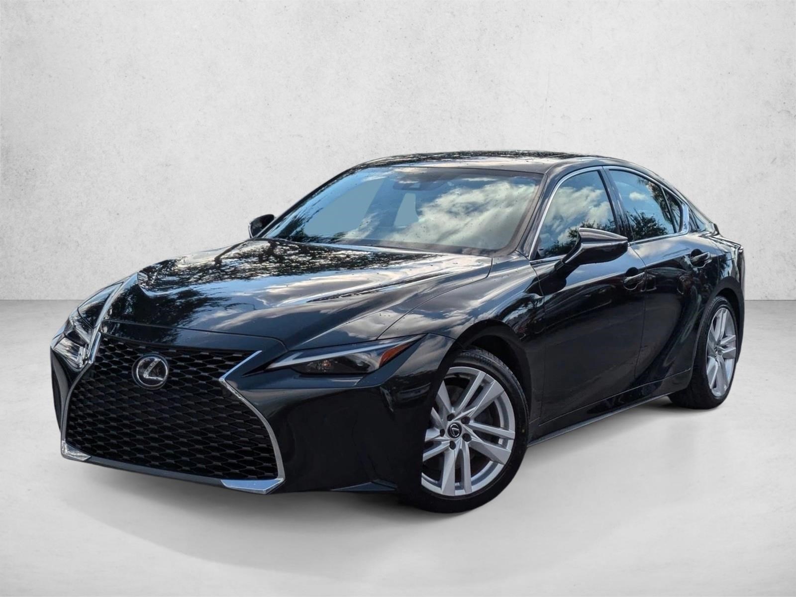 2023 Lexus IS 300