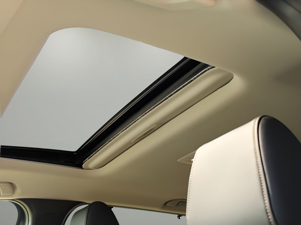 2025 Mazda CX-90 Preferred photo 17
