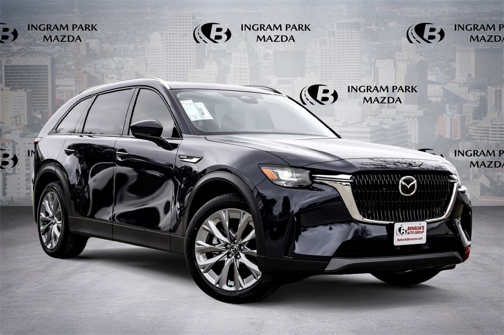 2026 Mazda CX-90 Preferred Package's photo