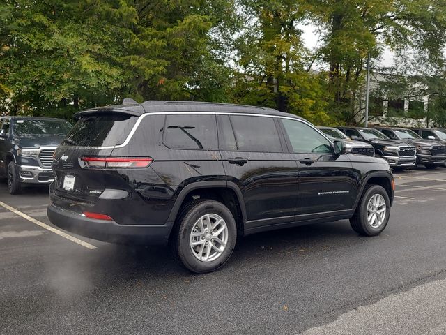 2025 Jeep Grand Cherokee Laredo photo 3