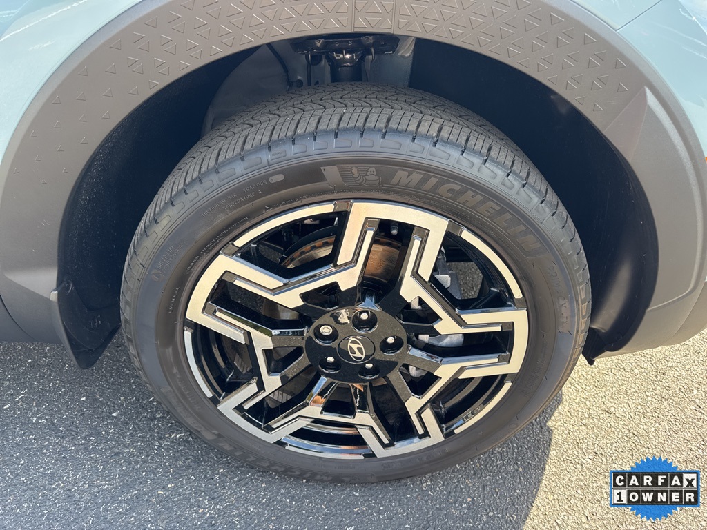 2025 Hyundai Santa Cruz Limited photo 9