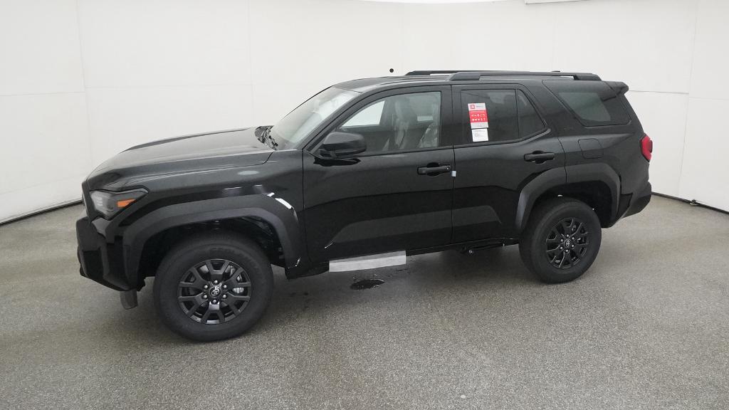 2025 Toyota 4Runner SR5 photo 7