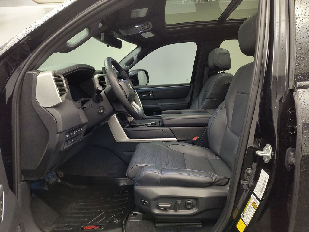 2022 Toyota Tundra Platinum photo 4