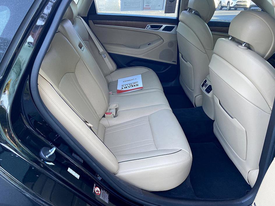 2017 Genesis G80 Ultimate photo 12