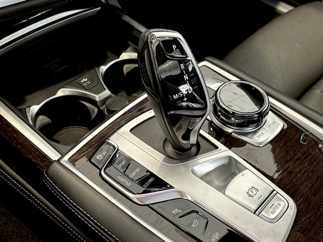 2022 Bmw 750Li photo 29