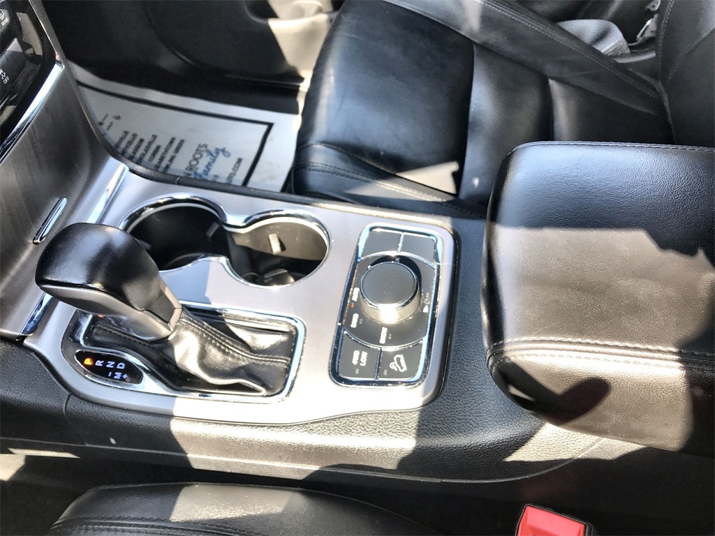 2022 Jeep Cherokee Limited photo 19