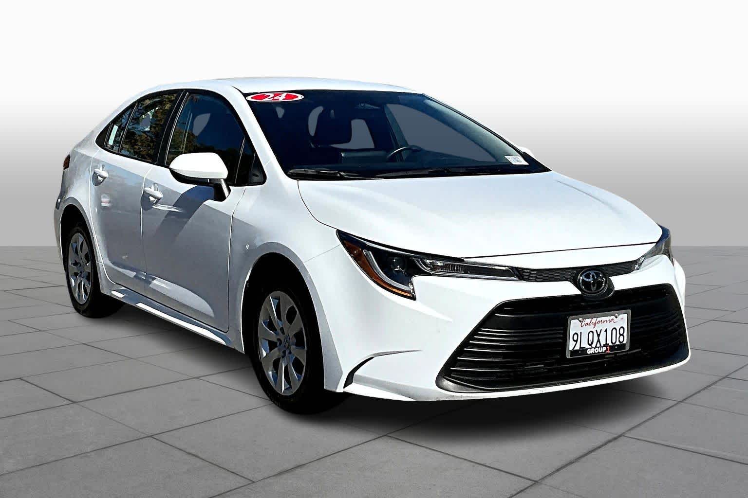 Used 2024 Toyota Corolla LE with VIN 5YFB4MDE6RP150997 for sale in Kansas City