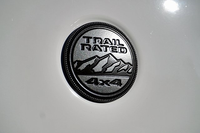 New 2026 Bright White Clear-Coat Exterior Paint Jeep Sport image 12