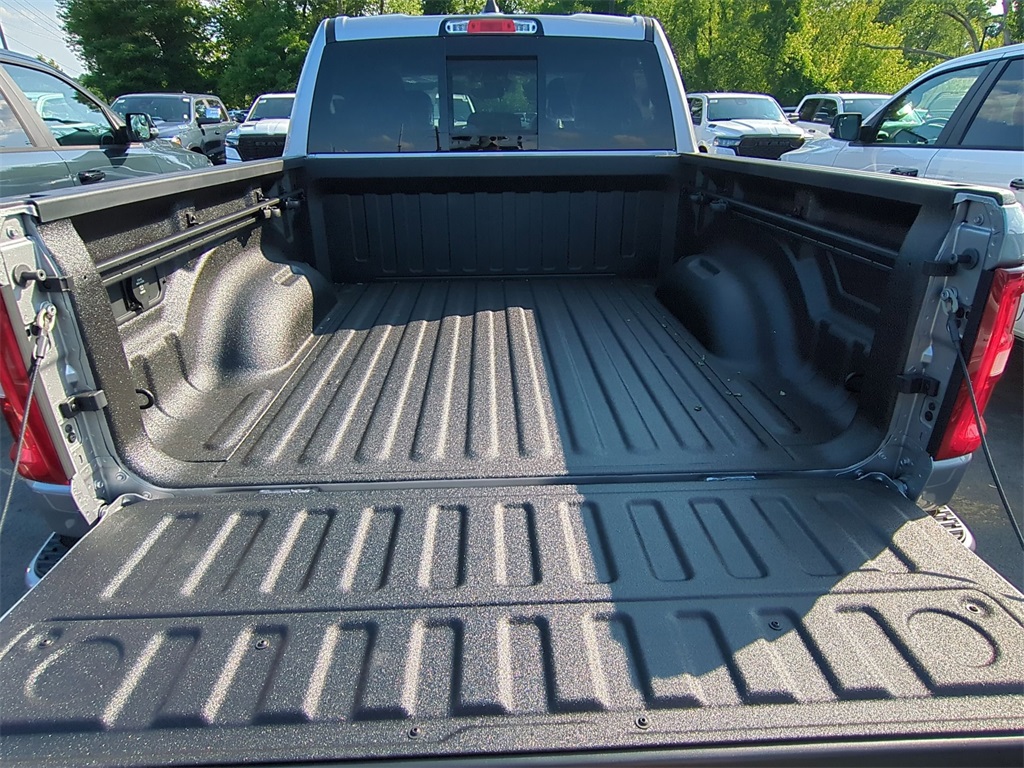 2025 Ram 1500 Big Horn Lone Star photo 3