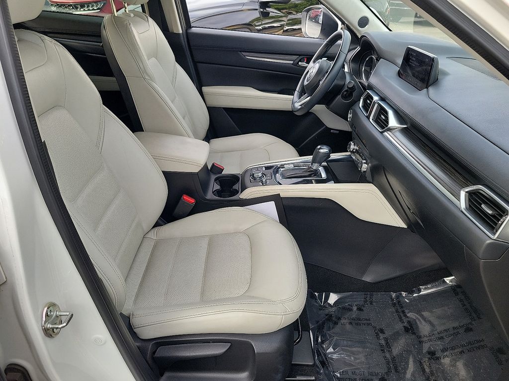 2017 Mazda CX-5 Grand Touring Select photo 15