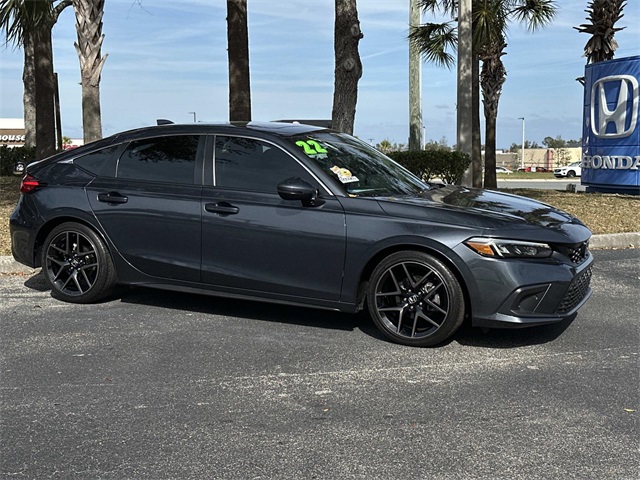 2022 Honda Civic Sport Touring's photo