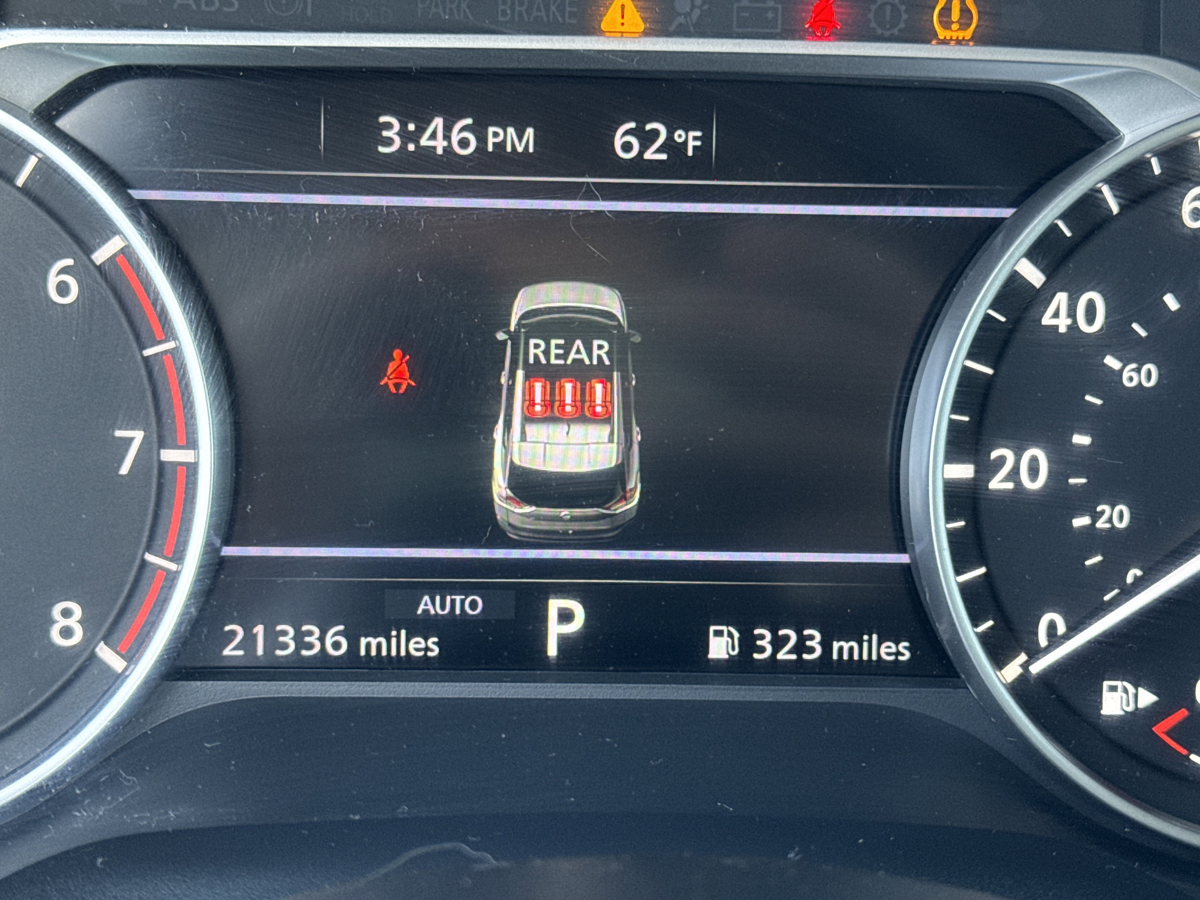 2023 Nissan Rogue SV photo 4