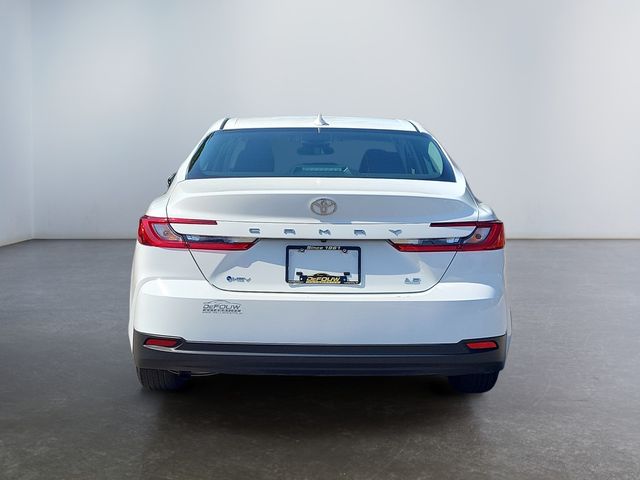 2025 Toyota Camry LE photo 4