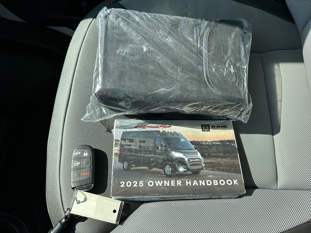 2025 Ram ProMaster 1500 photo 4