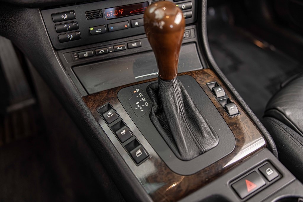 2001 BMW 330CI - Image 28