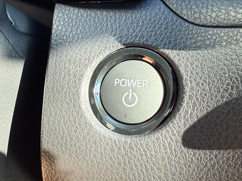 2026 Toyota Camry SE photo 16